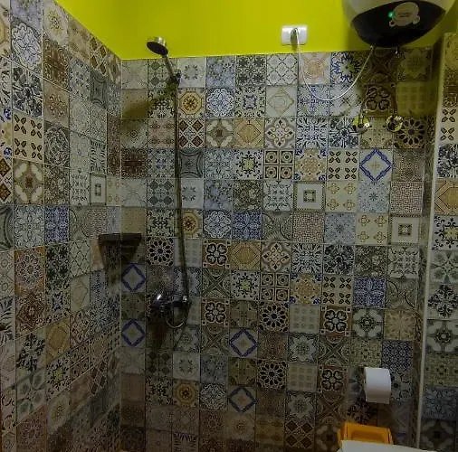 Shams & Dive Centre Hostel