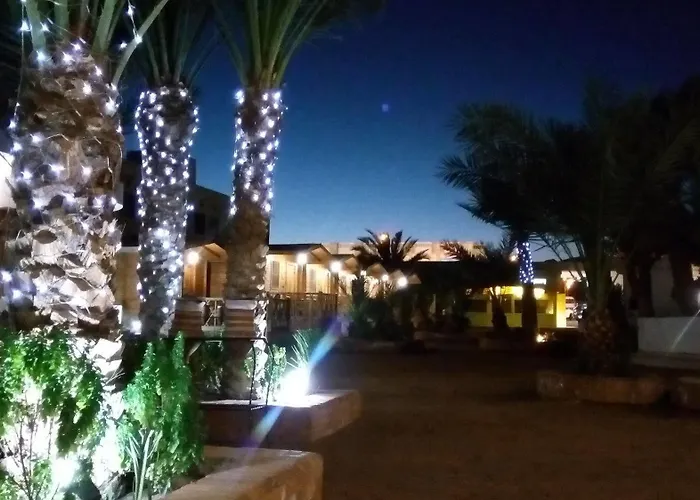 Shams & Dive Centre Hostel